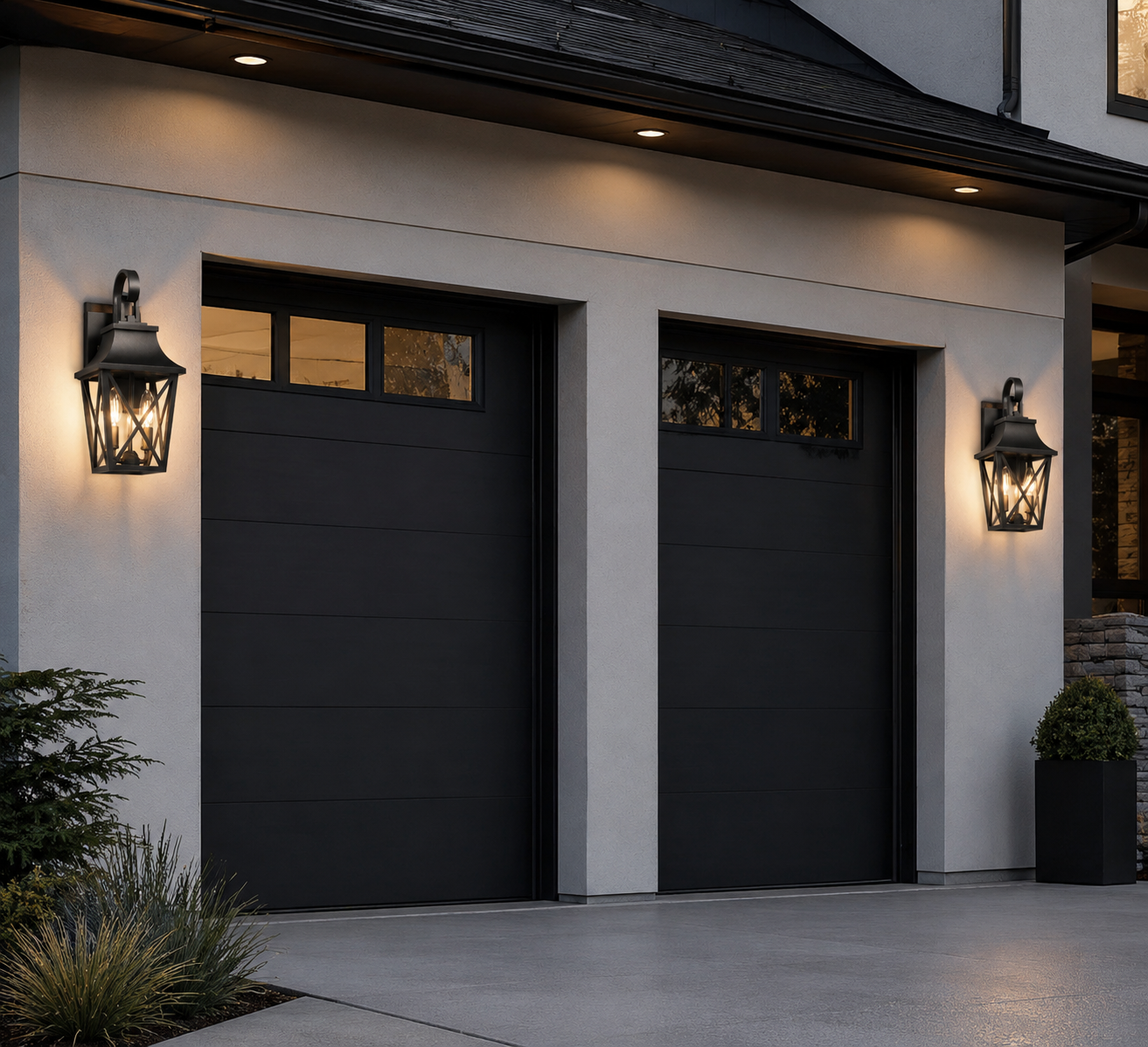 2 Outdoor Wall Lights